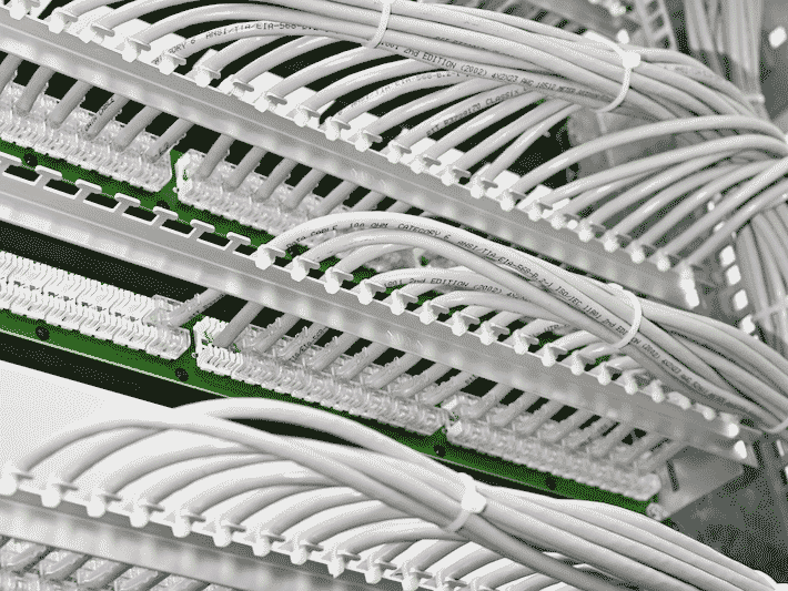 Cable 100% cobre.