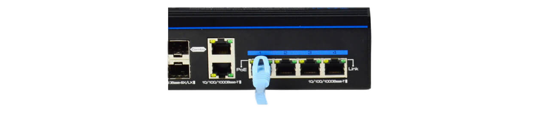 Puertos de descarga PoE+.