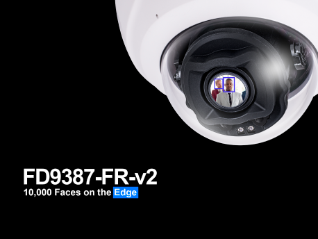 10 000 rostros en el borde.