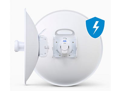 Mejora de montaje y protección contra sobretensiones.